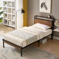 Cama de plataforma de metal negro y marrón con cabecero y piecero de madera, tamaño matrimonial, para 1 persona