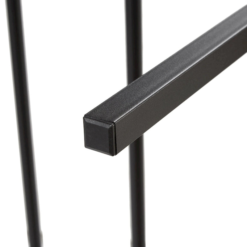Cama de plataforma de metal negro y marrón con cabecero y piecero de madera, tamaño matrimonial, para 1 persona