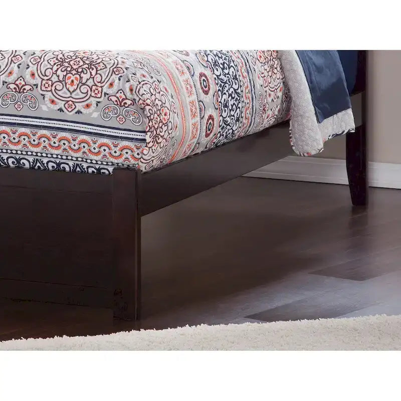 Cama King con plataforma y nido individual XL en nogal/blanco/espresso/gris, capacidad para 2 personas