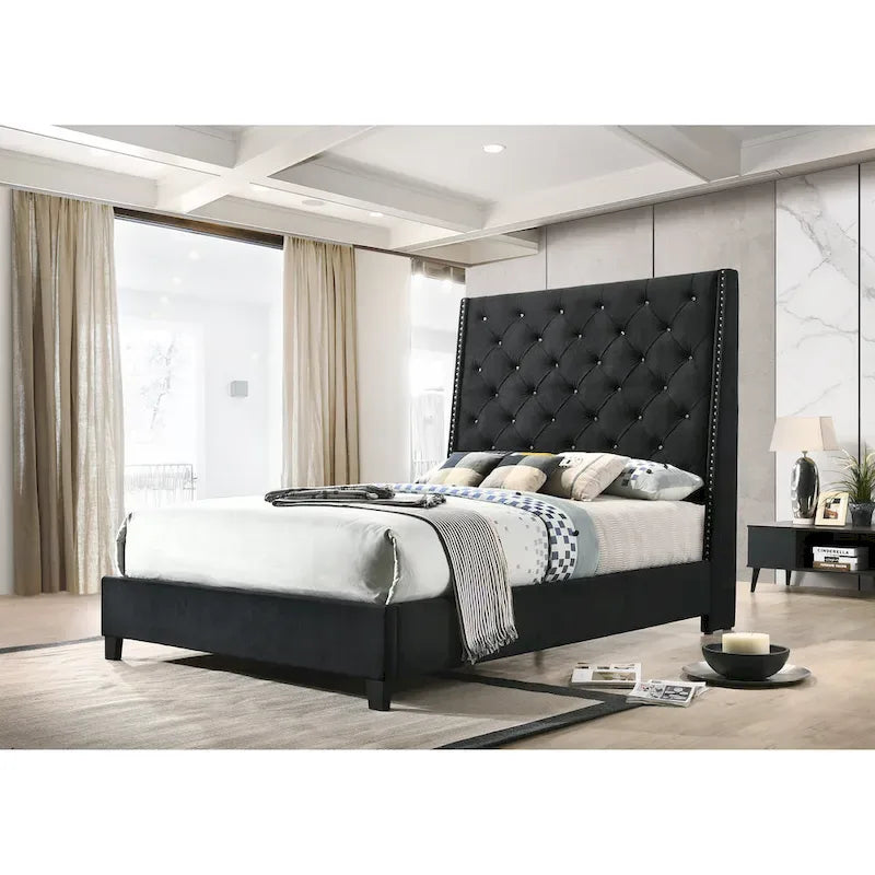 Cama tapizada con botones capitoné de terciopelo negro – Queen / King
