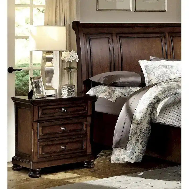 Juego de dormitorio de 3 piezas Brown Cherry – Cama tipo plataforma trineo, mesita de noche y cómoda (Full/Queen/King, 1-2 personas)